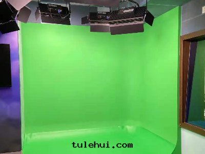 廣州市(shì)番(fān)禺區(qū)融媒體(tǐ)中(zhōng)心(xīn)演播室(shì)燈(dēng)光工程